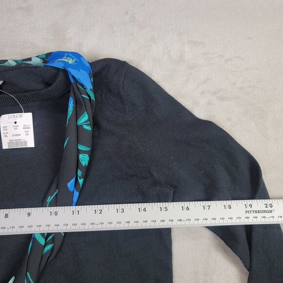 J. Crew Black & Blue Floral Scarf Pullover Sweater Women's | Size XS - Picture 9 of 10